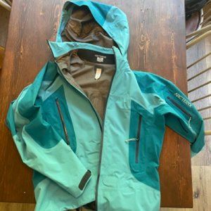 Arc'teryx Shell Jacket